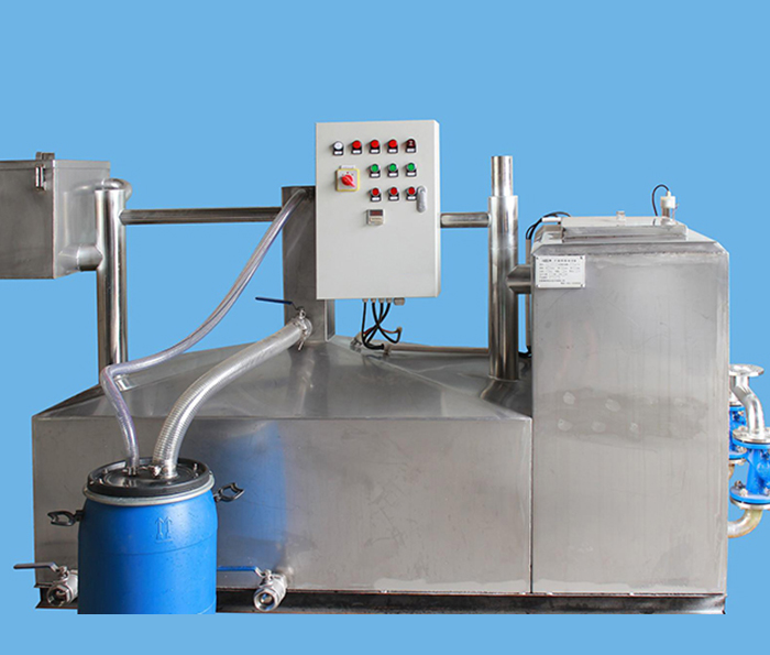 封闭隔油器(图1)